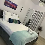 Uniri Urban Escape * Craiova