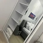 Uniri Urban Escape Apartment *