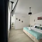 Apartment Uniri Urban Escape