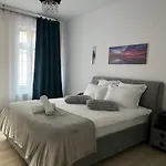 Uniri Urban Escape *
