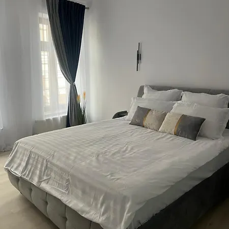 Uniri Urban Escape Κραϊόβα