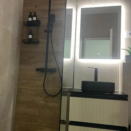 Διαμέρισμα Uniri Urban Escape