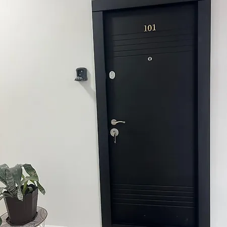 Uniri Urban Escape * Κραϊόβα