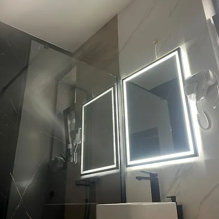 Uniri Urban Escape Apartment *