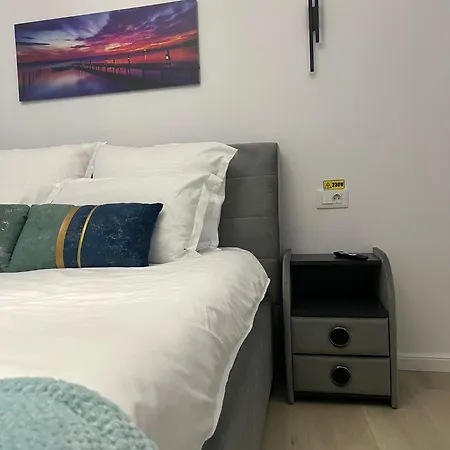 Uniri Urban Escape * Κραϊόβα