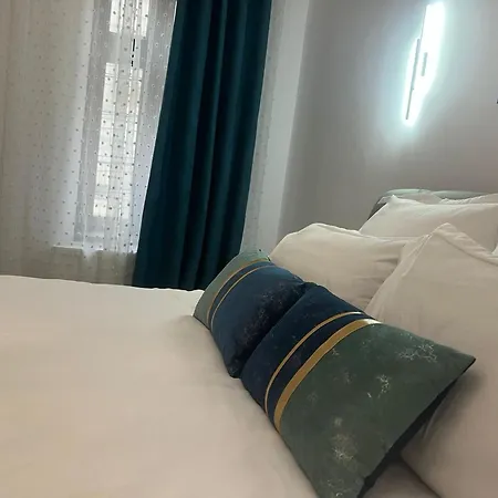 Uniri Urban Escape Διαμέρισμα Κραϊόβα