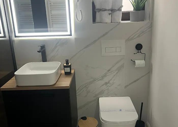 Uniri Urban Escape Apartment *