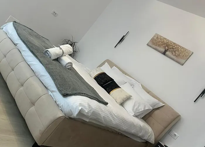 Apartment Uniri Urban Escape *